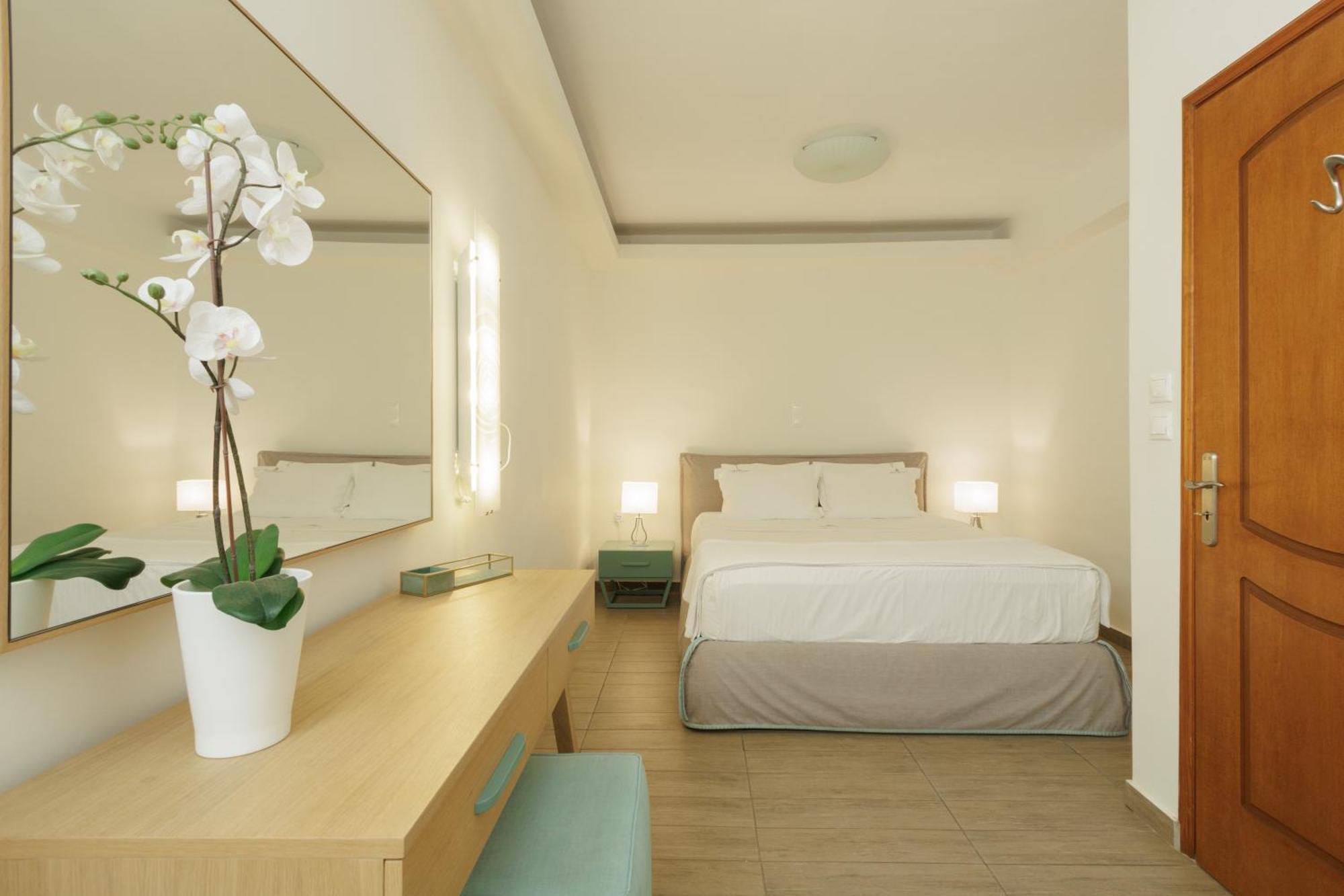 Blue Horizon Suites Parálion Ástros Kültér fotó