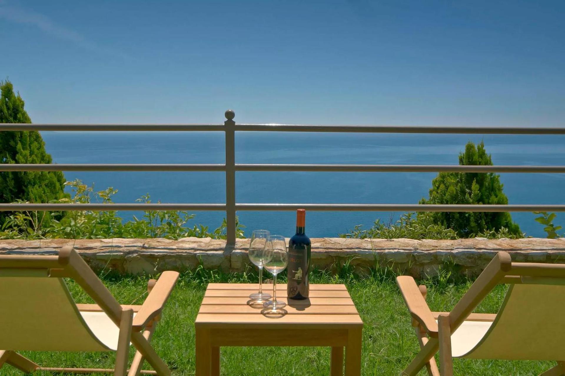 Blue Horizon Suites Parálion Ástros Kültér fotó