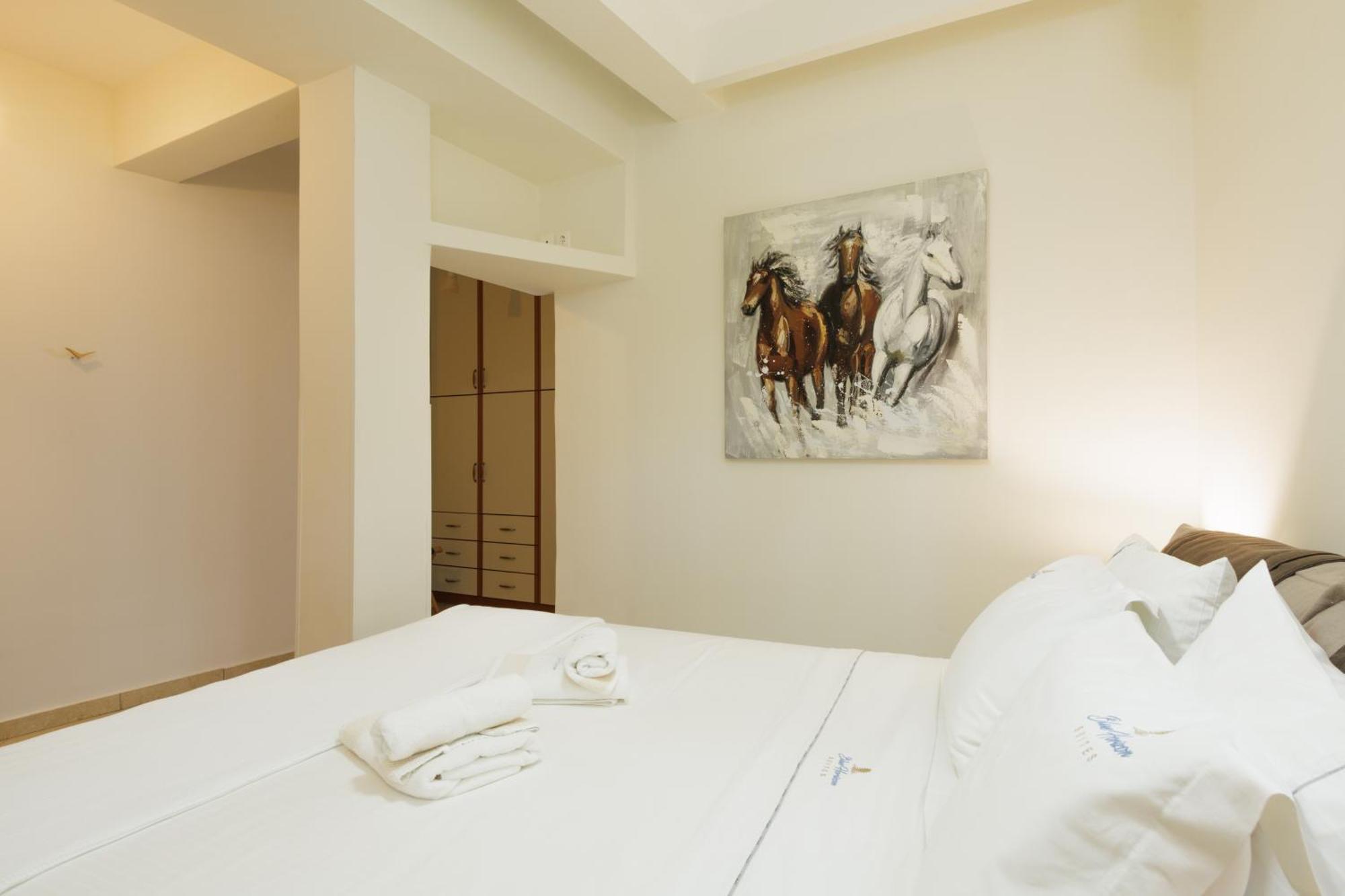 Blue Horizon Suites Parálion Ástros Kültér fotó